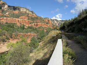 Oak Creek Canyon a090766