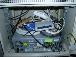 Router sntop a cerneho b061337