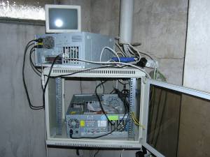 Router sntop a cerneho b061339